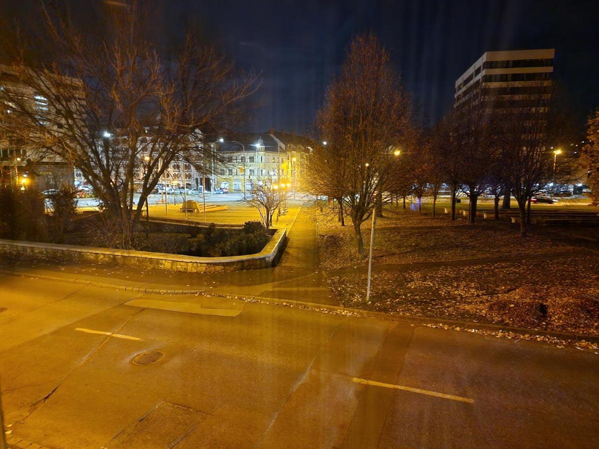 Schmidt Apartman Miskolc Belvarosaban Exterior foto